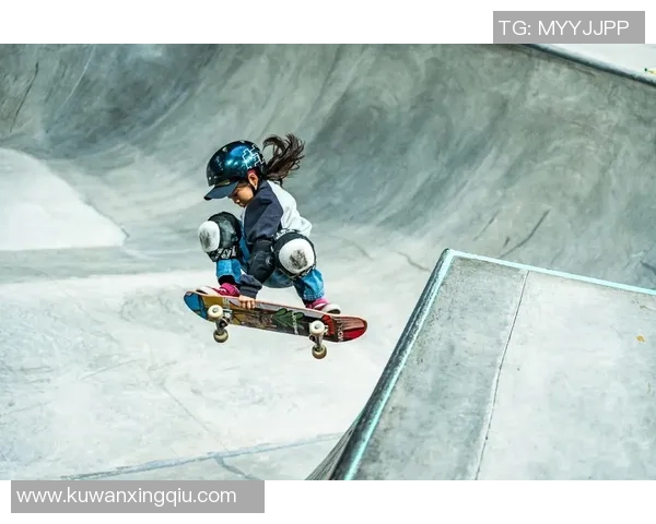 南京极限运动队在世界滑板锦标赛中的速度表现与技术分析 南京极限运动队在世界滑板锦标赛中的速度表现与技术分析