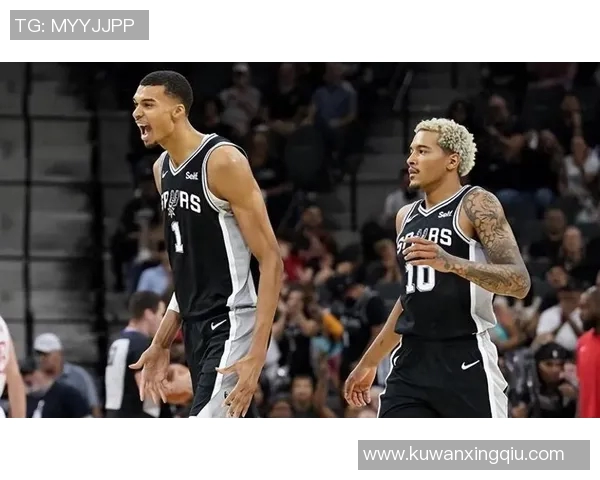 复赛精彩对决火箭队与马刺队的全场回放分析与精彩瞬间回顾