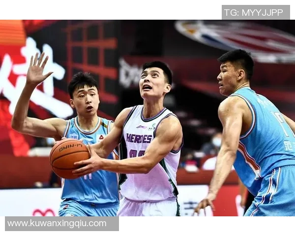 山东男篮对决广东直播全程回顾与精彩瞬间分析