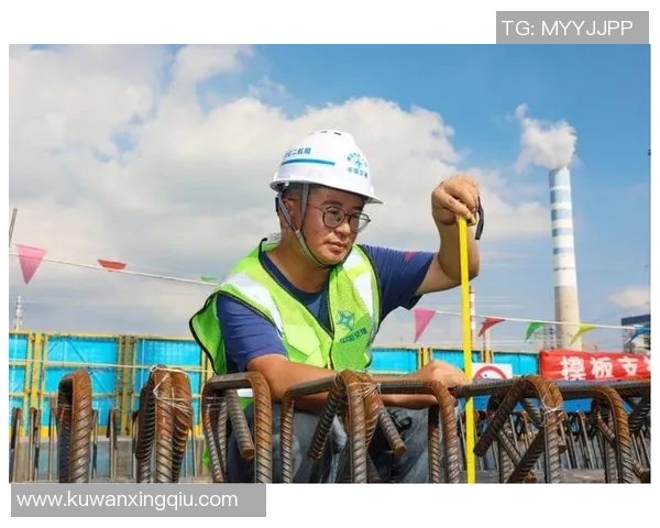 张宁的奋斗历程与成就探索：从普通学子到行业领军人物的蜕变之路