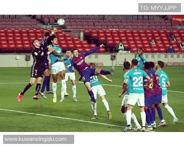 拜仁慕尼黑与拿玻里激战在即谁能在欧冠赛场笑到最后