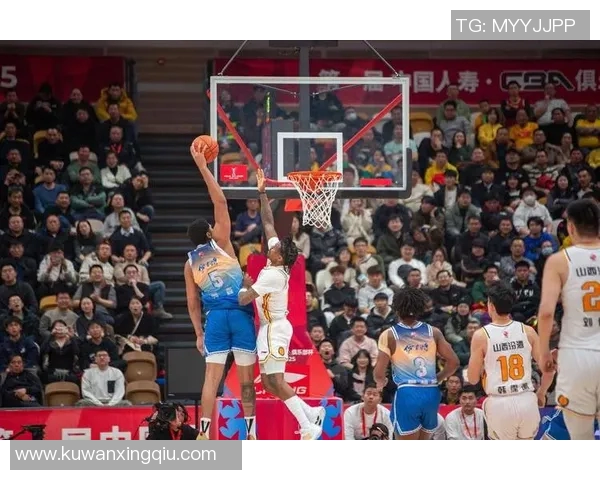 李根：从篮球场上的拼搏者到人生舞台的追梦人