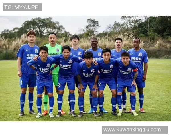 谢什科的传奇人生与足球梦：从草根到顶尖球员的奋斗历程