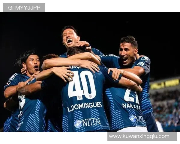 西班牙与瑞士足球赛精彩对决双方实力较量引发球迷热议