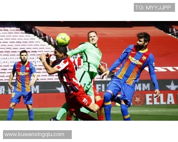 11月29日巴萨对决劲敌期待精彩比赛与球迷热情共鸣 11月29日巴萨对决劲敌期待精彩比赛与球迷热情共鸣