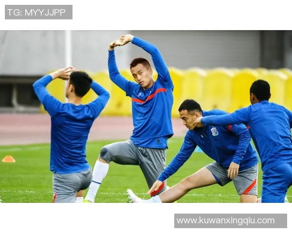 2017年中超联赛申花与重庆队精彩对决回顾及赛后分析