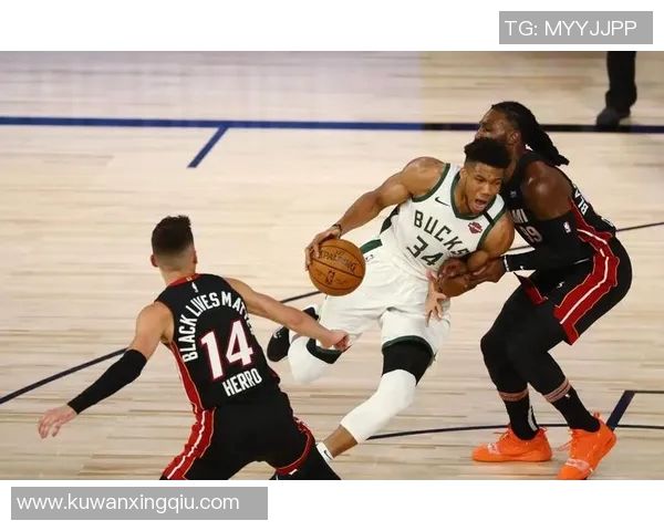 兹林斯与乌德勒激战正酣双方争夺胜利的关键时刻解析