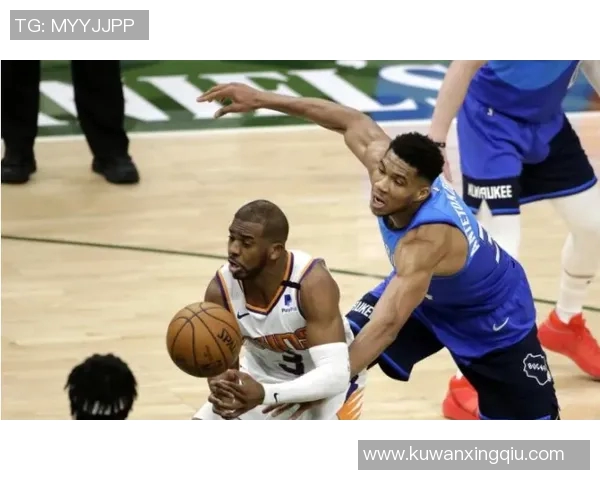 周一303热火与火箭激战一触即发谁能在NBA赛场上笑到最后